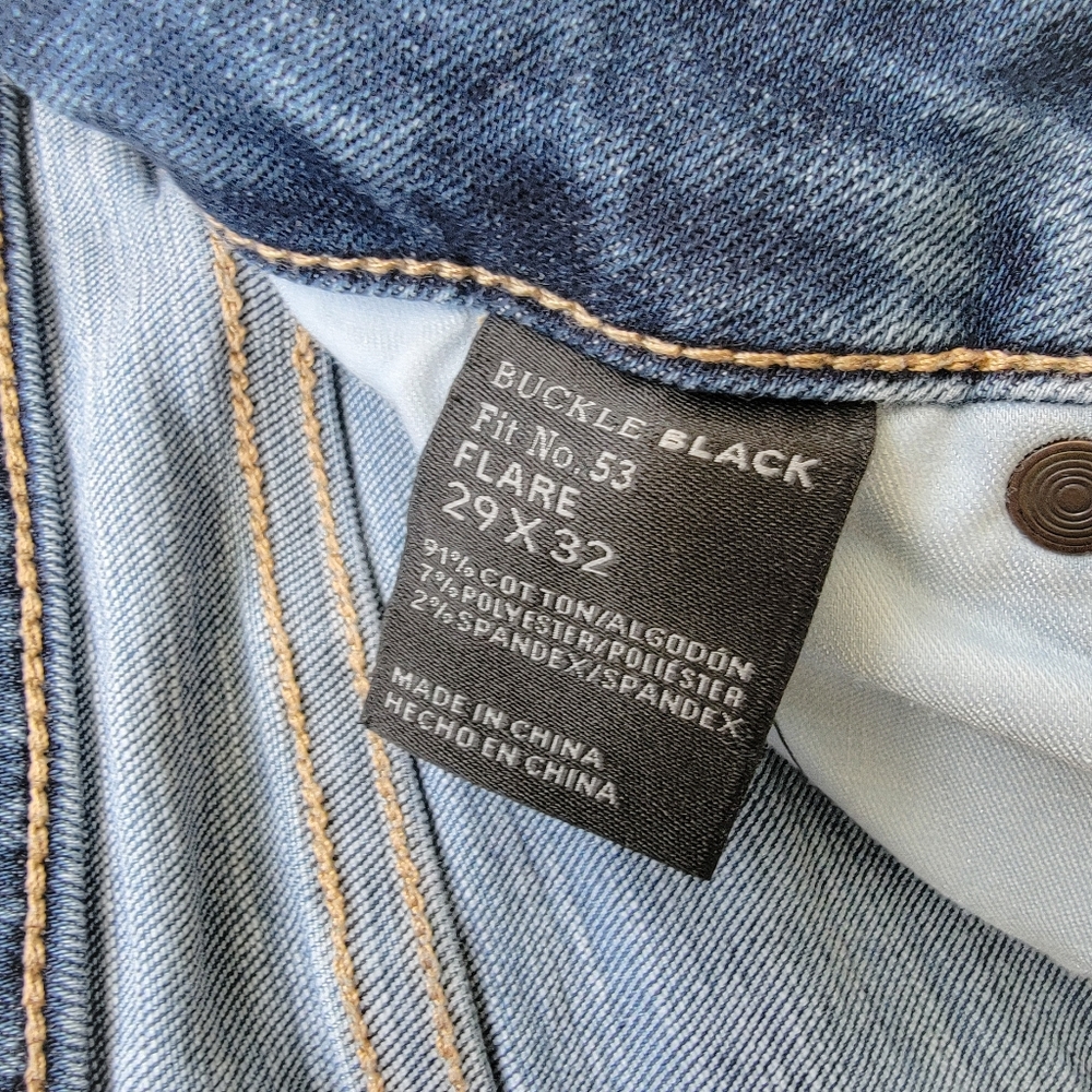 Buckle Black #53 29x32 Low Rise Flare Leg Jeans - Picture 6 of 6